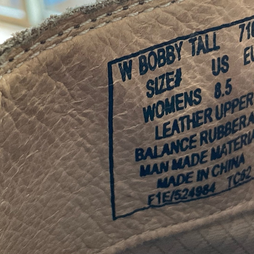 GUC Bogs Leather/Suede Brown Boots  - Size 8.5 - Picture 4 of 15